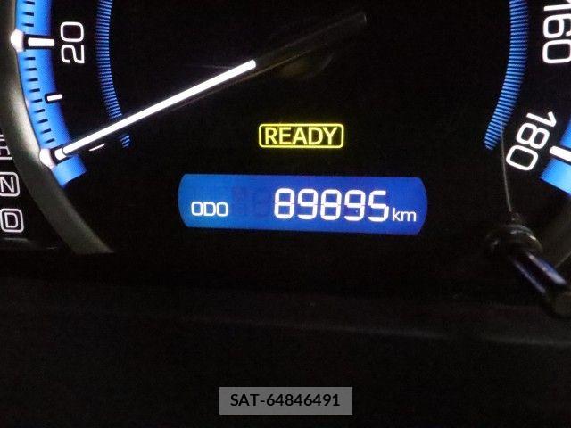 Toyota NOAH HYBRID 2014-03 8744814-28