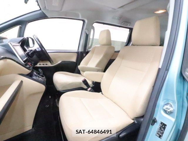 Toyota NOAH HYBRID 2014-03 8744814-6