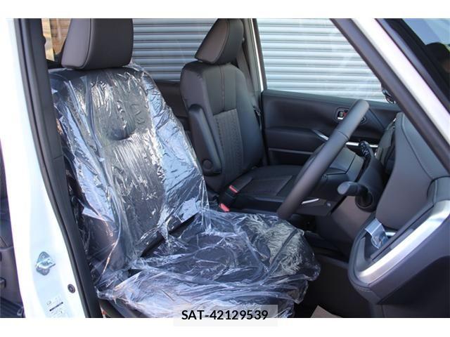 Toyota NOAH HYBRID 2026-07 8744785-12