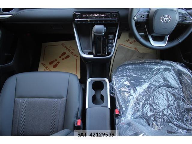 Toyota NOAH HYBRID 2026-07 8744785-8