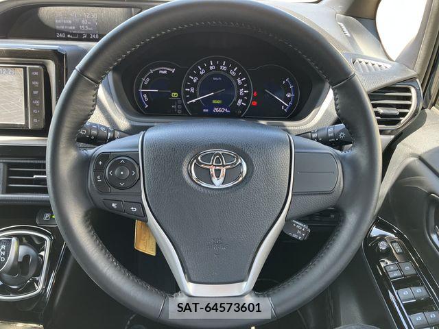 Toyota NOAH HYBRID 2018-11 8744806-18