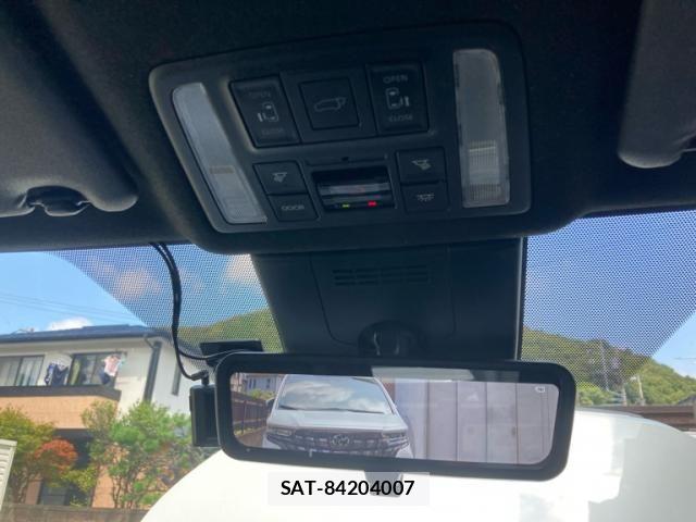 Toyota NOAH HYBRID 2024-04 8744804-21