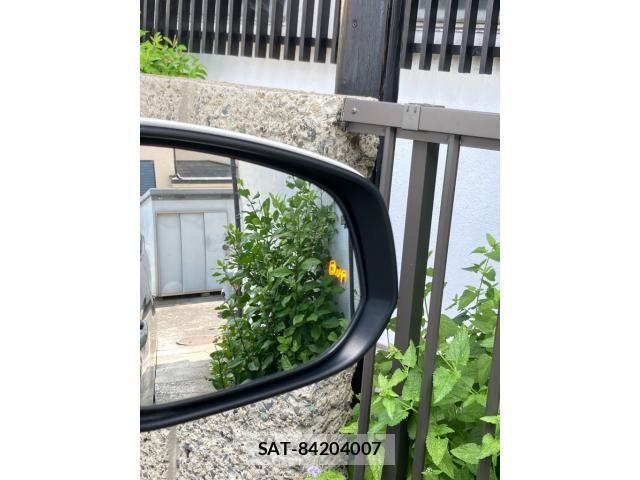 Toyota NOAH HYBRID 2024-04 8744804-23