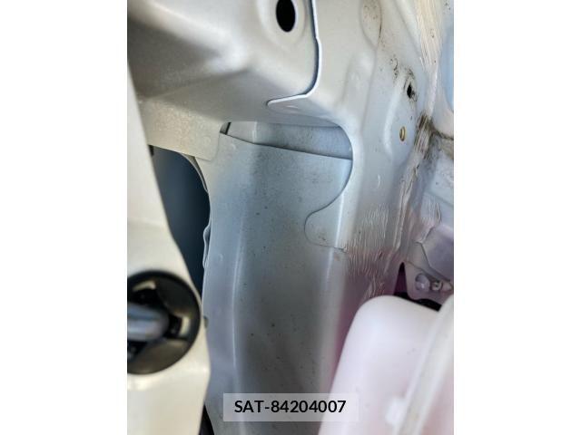 Toyota NOAH HYBRID 2024-04 8744804-28