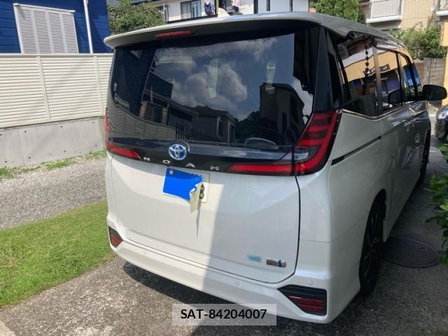 Toyota NOAH HYBRID 2024-04 8744804-3