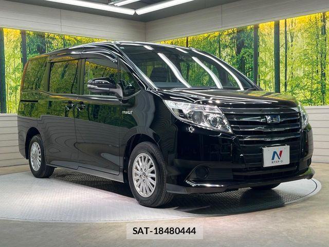 Toyota NOAH HYBRID 2015-10 8781426-16