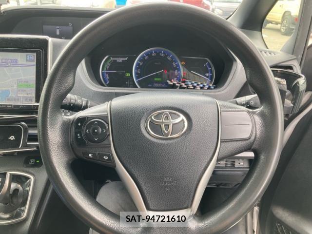 Toyota NOAH HYBRID 2014-07 8781427-13