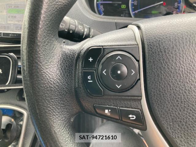 Toyota NOAH HYBRID 2014-07 8781427-14