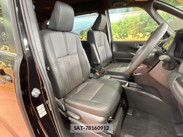 Toyota NOAH HYBRID 2026-07 8796951-6