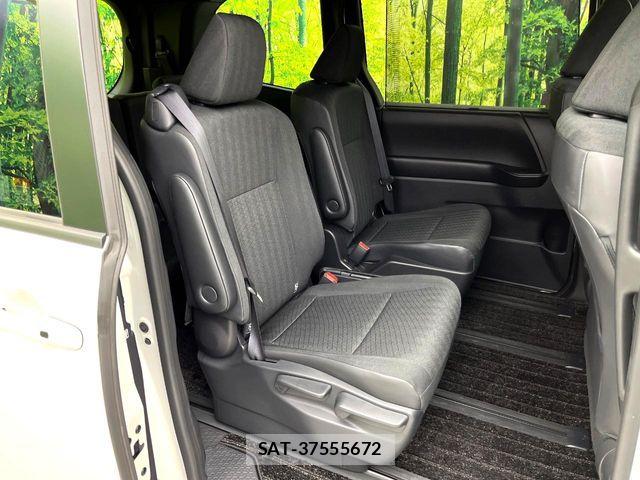 Toyota NOAH HYBRID 2024-09 8830819-10