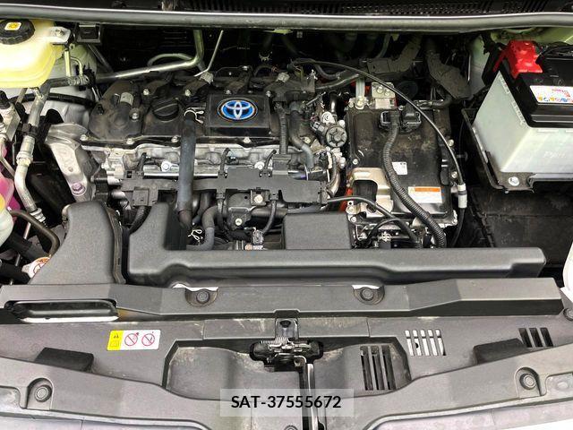 Toyota NOAH HYBRID 2024-09 8830819-17