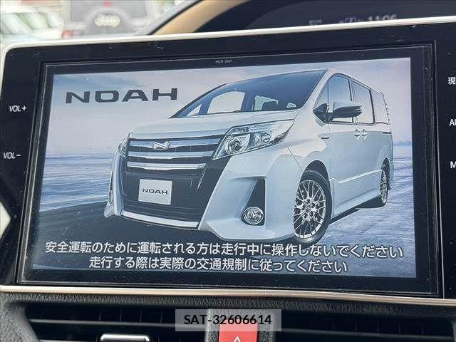 Toyota NOAH HYBRID 2016-09 8830824-2