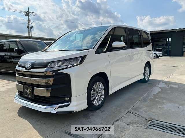 Toyota NOAH HYBRID 2023-07 8830821-0