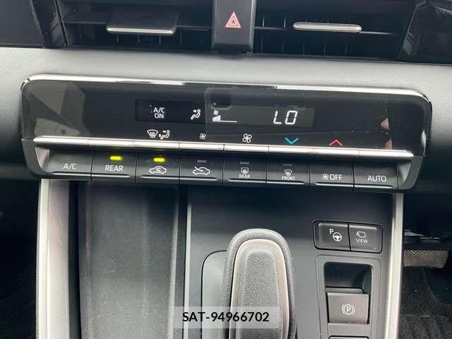 Toyota NOAH HYBRID 2023-07 8830821-18