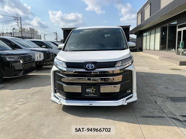 Toyota NOAH HYBRID 2023-07 8830821-2