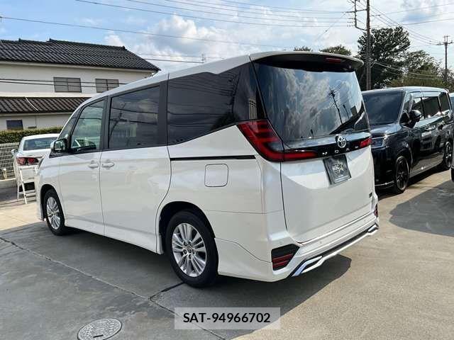 Toyota NOAH HYBRID 2023-07 8830821-3