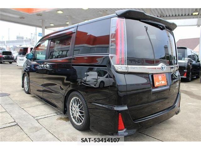 Toyota NOAH HYBRID 2018-02 8830823-10