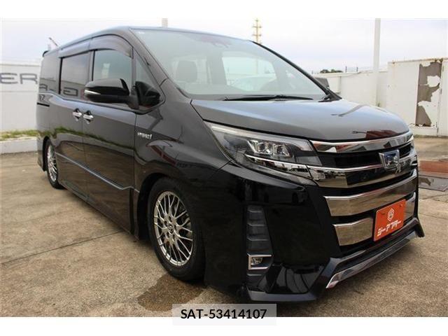 Toyota NOAH HYBRID 2018-02 8830823-6