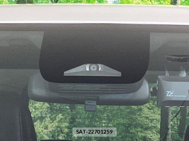 Toyota NOAH HYBRID 2023-09 8830820-5