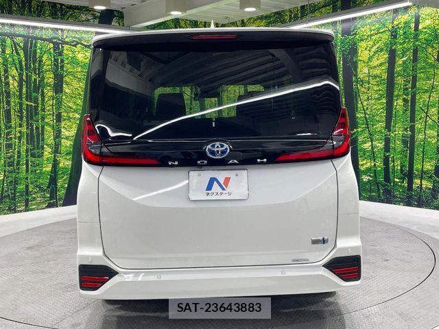 Toyota NOAH HYBRID 2024-12 8830818-16