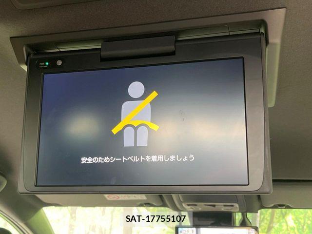 Toyota NOAH HYBRID 2019-07 8830822-2
