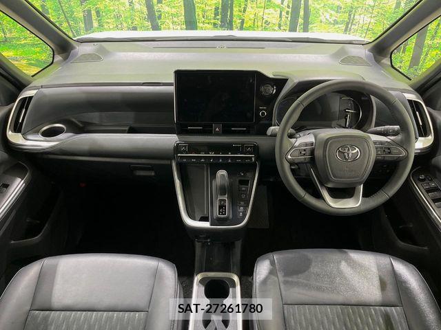 Toyota NOAH HYBRID 2024-09 8830815-1