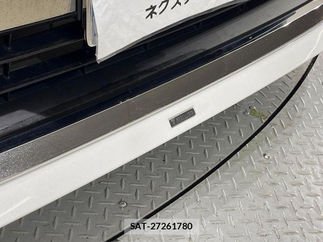 Toyota NOAH HYBRID 2024-09 8830815-2