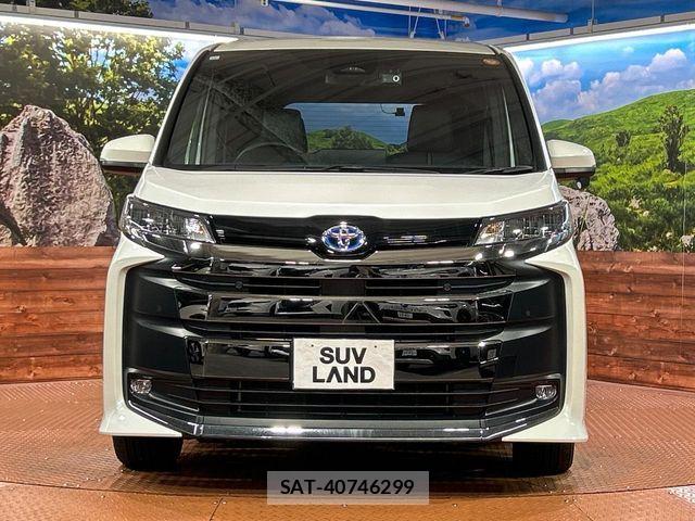 Toyota NOAH HYBRID 2023-10 8830817-13