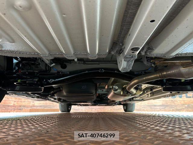 Toyota NOAH HYBRID 2023-10 8830817-19