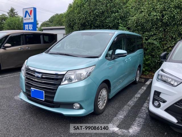 Toyota NOAH HYBRID 2015-09 8850182-0