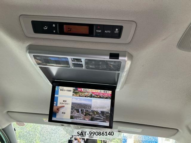 Toyota NOAH HYBRID 2015-09 8850182-22