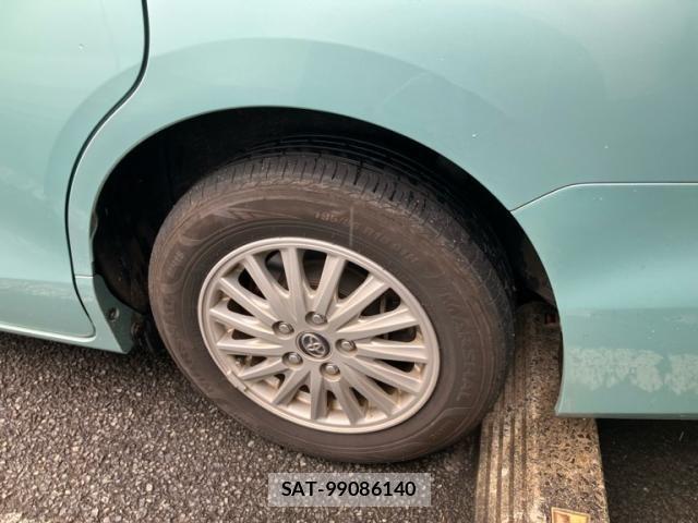 Toyota NOAH HYBRID 2015-09 8850182-8