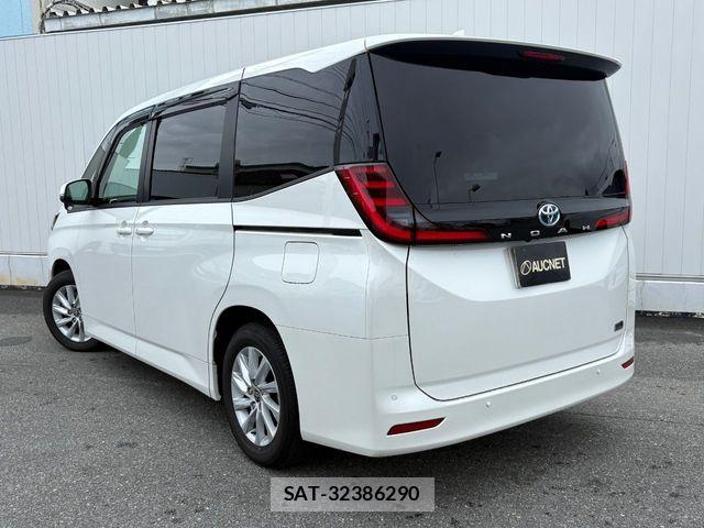 Toyota NOAH HYBRID 2025-09 8850173-2