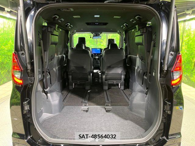 Toyota NOAH HYBRID 2024-03 8850174-9