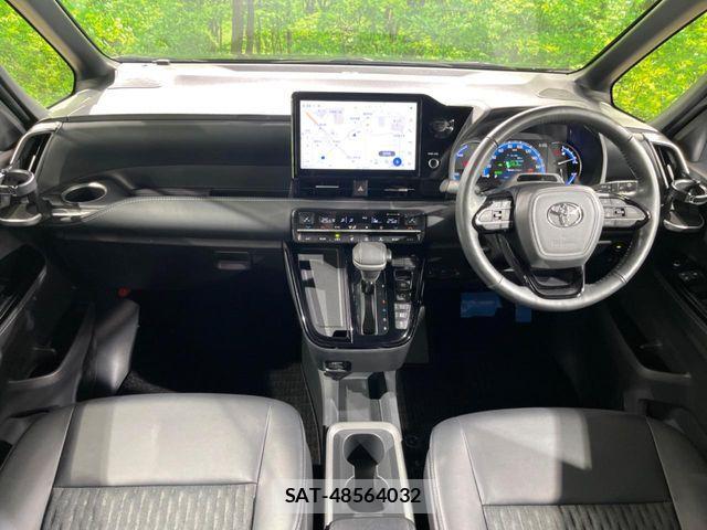 Toyota NOAH HYBRID 2024-03 8850174-1