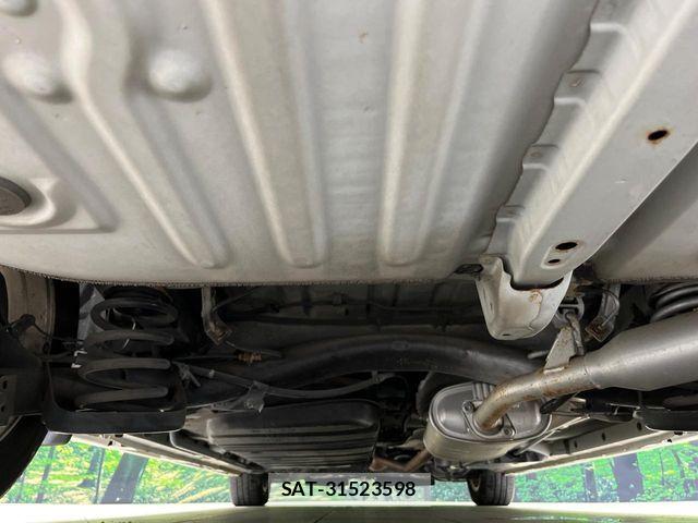 Toyota NOAH HYBRID 2014-02 8850179-18
