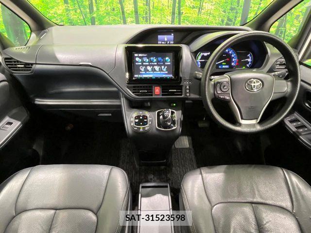 Toyota NOAH HYBRID 2014-02 8850179-1