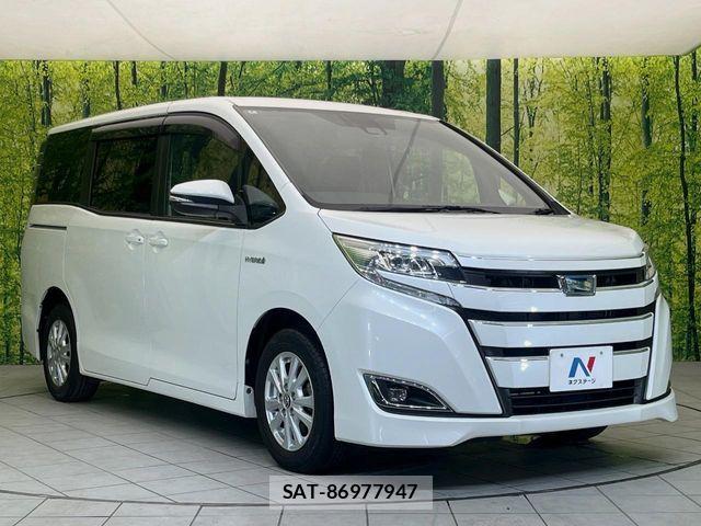 Toyota NOAH HYBRID 2018-06 8850176-16