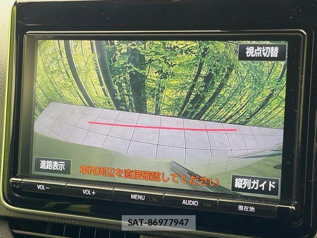Toyota NOAH HYBRID 2018-06 8850176-3