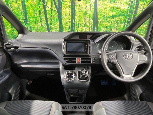 Toyota NOAH HYBRID 2014-11 8849090-1