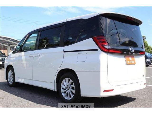 Toyota NOAH HYBRID 2022-07 8850177-23