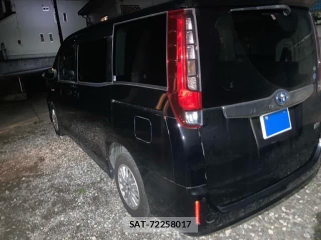 Toyota NOAH HYBRID 2015-07 8850183-4
