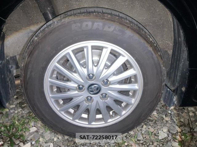 Toyota NOAH HYBRID 2015-07 8850183-6