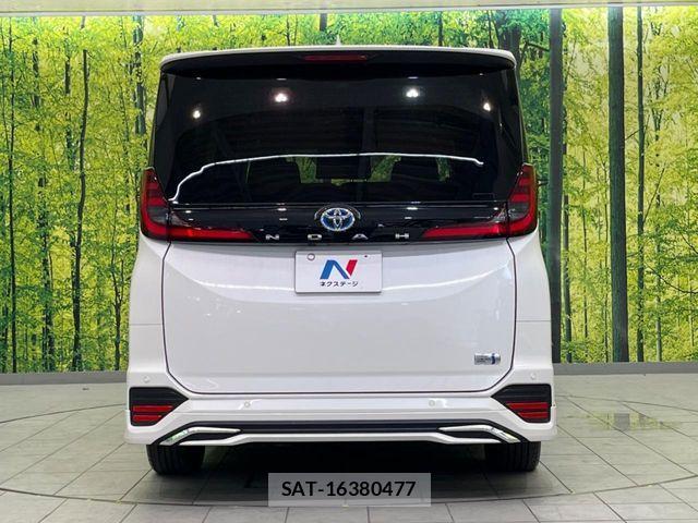 Toyota NOAH HYBRID 2024-09 8850168-15