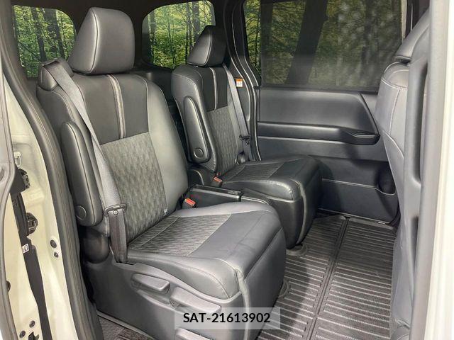 Toyota NOAH HYBRID 2024-10 8850171-9