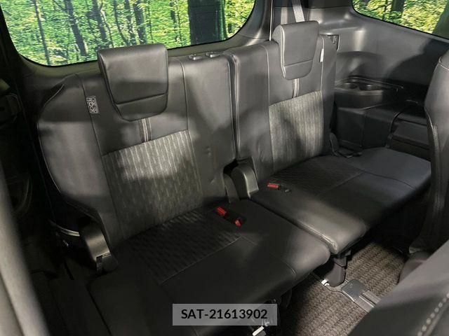 Toyota NOAH HYBRID 2024-10 8850171-10