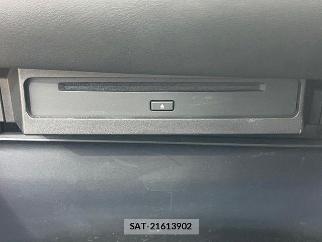 Toyota NOAH HYBRID 2024-10 8850171-6