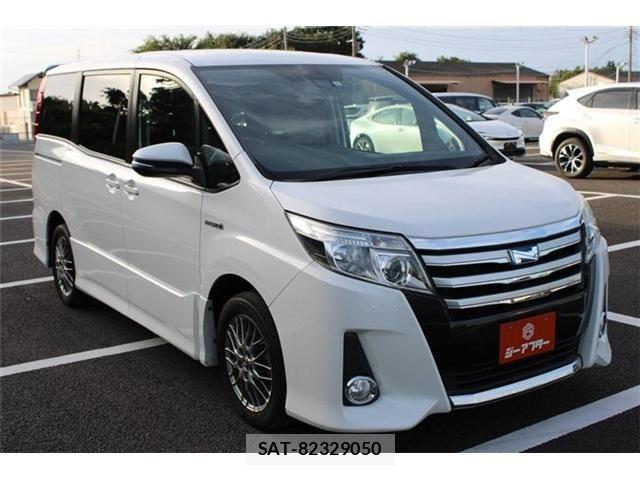 Toyota NOAH HYBRID 2016-02 8850178-9