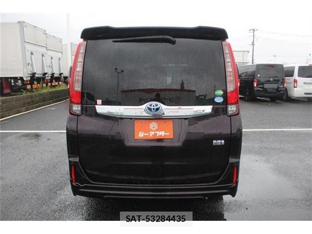 Toyota NOAH HYBRID 2014-10 8871689-9