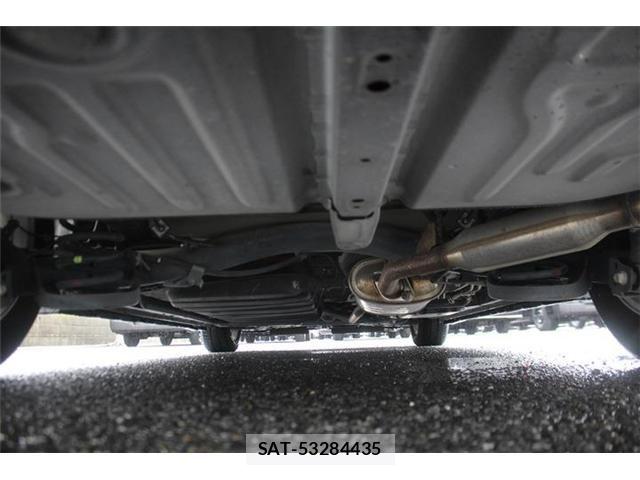 Toyota NOAH HYBRID 2014-10 8871689-16